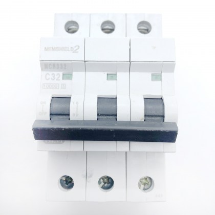 MEM Memshield 2 MCH332 C32 32A 32 Amp 3 Pole Phase MCB Circuit Breaker Type C